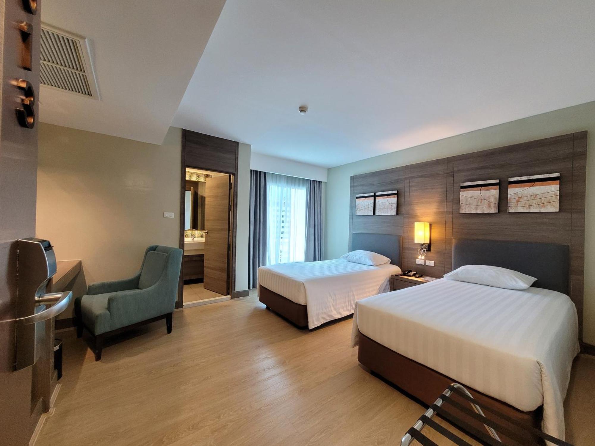 Citrus Sukhumvit 11 By Compass Hospitality Hotell Bangkok