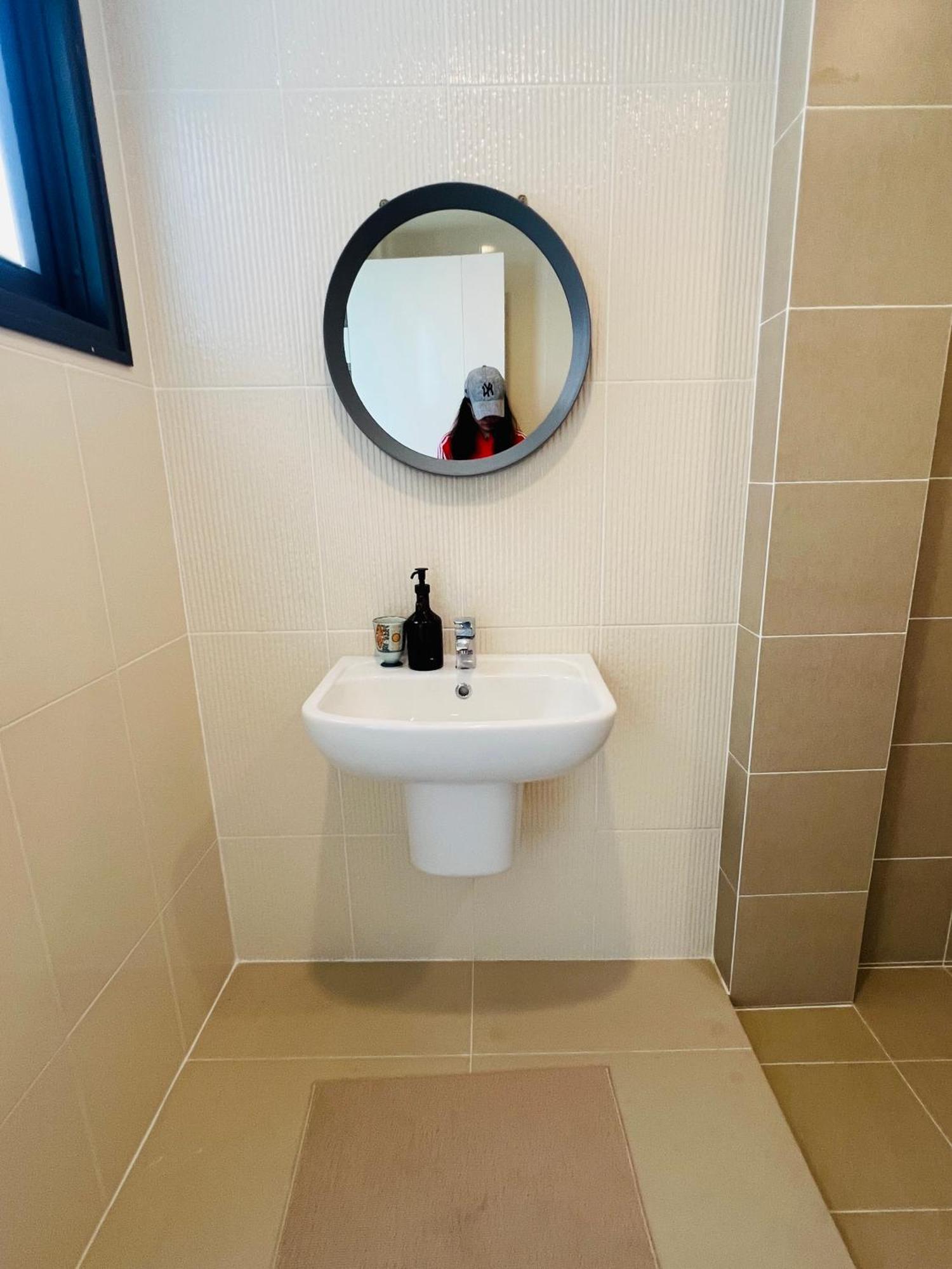 Stylish2bd Pool&gym Near Airport Nhà nghỉ Bangkok