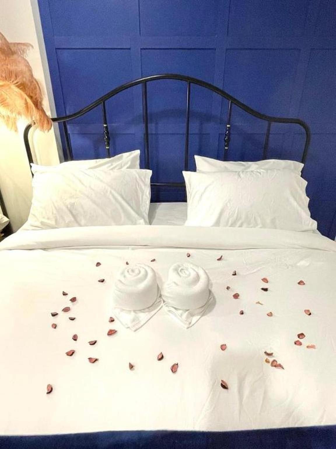 Stylish2bd Pool&gym Near Airport Nhà nghỉ