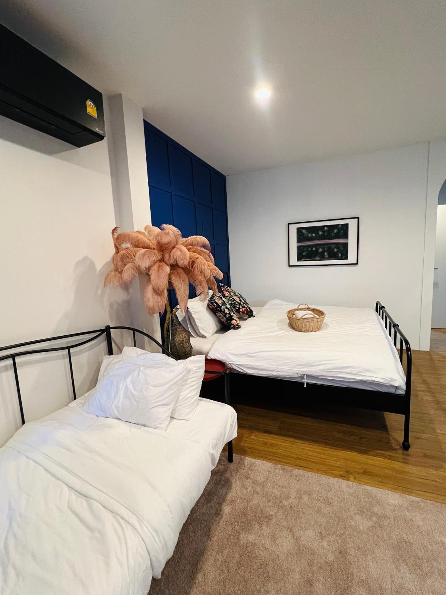 Stylish2bd Pool&gym Near Airport Nhà nghỉ
