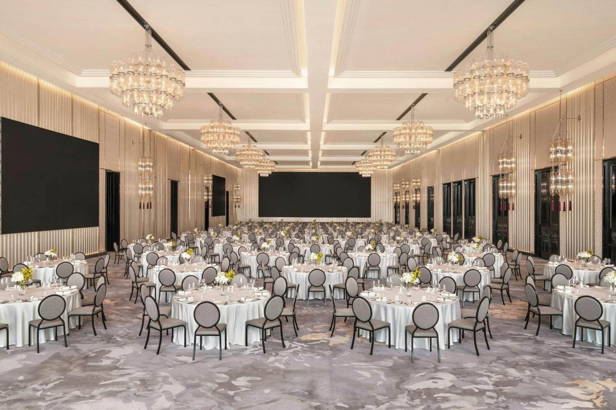 Hotel The Ritz-carlton,