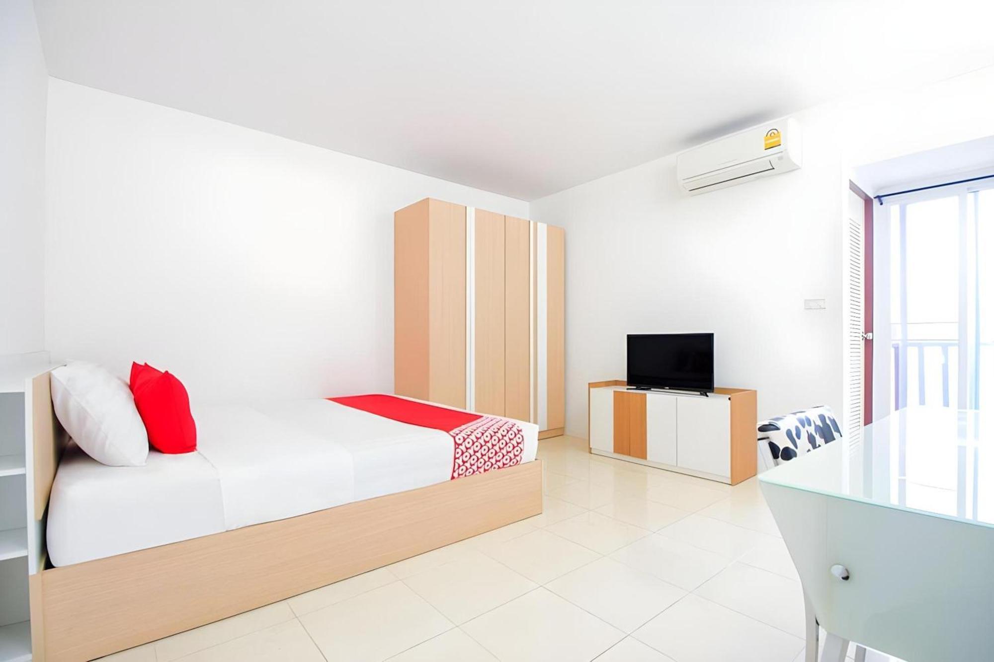 Capital O 411 Grandview 15 Hotel 3*