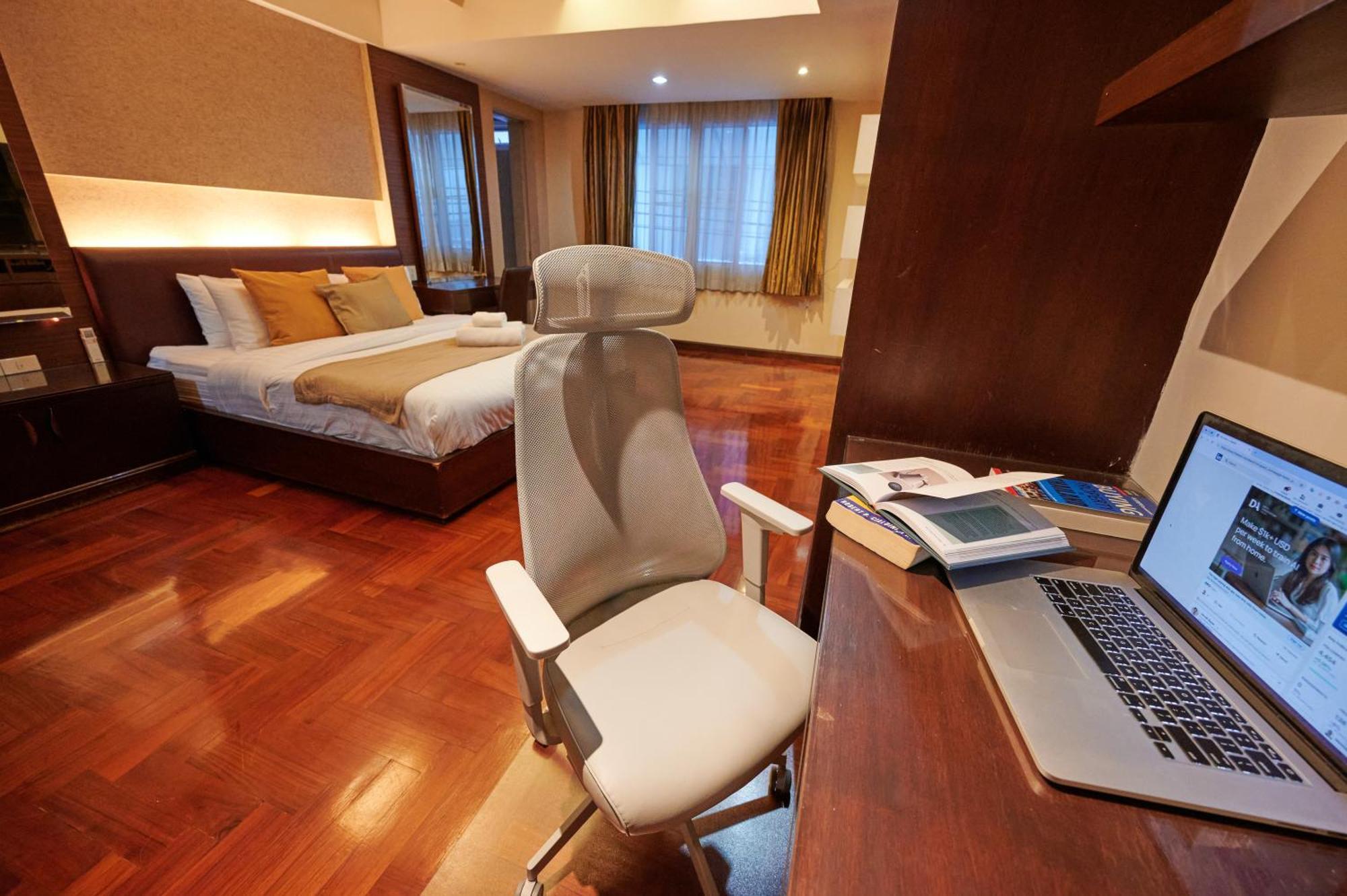 Holiday home Low-rise House For Groups Near Bts & Emdistrict For Spacious Cozy Bangkok