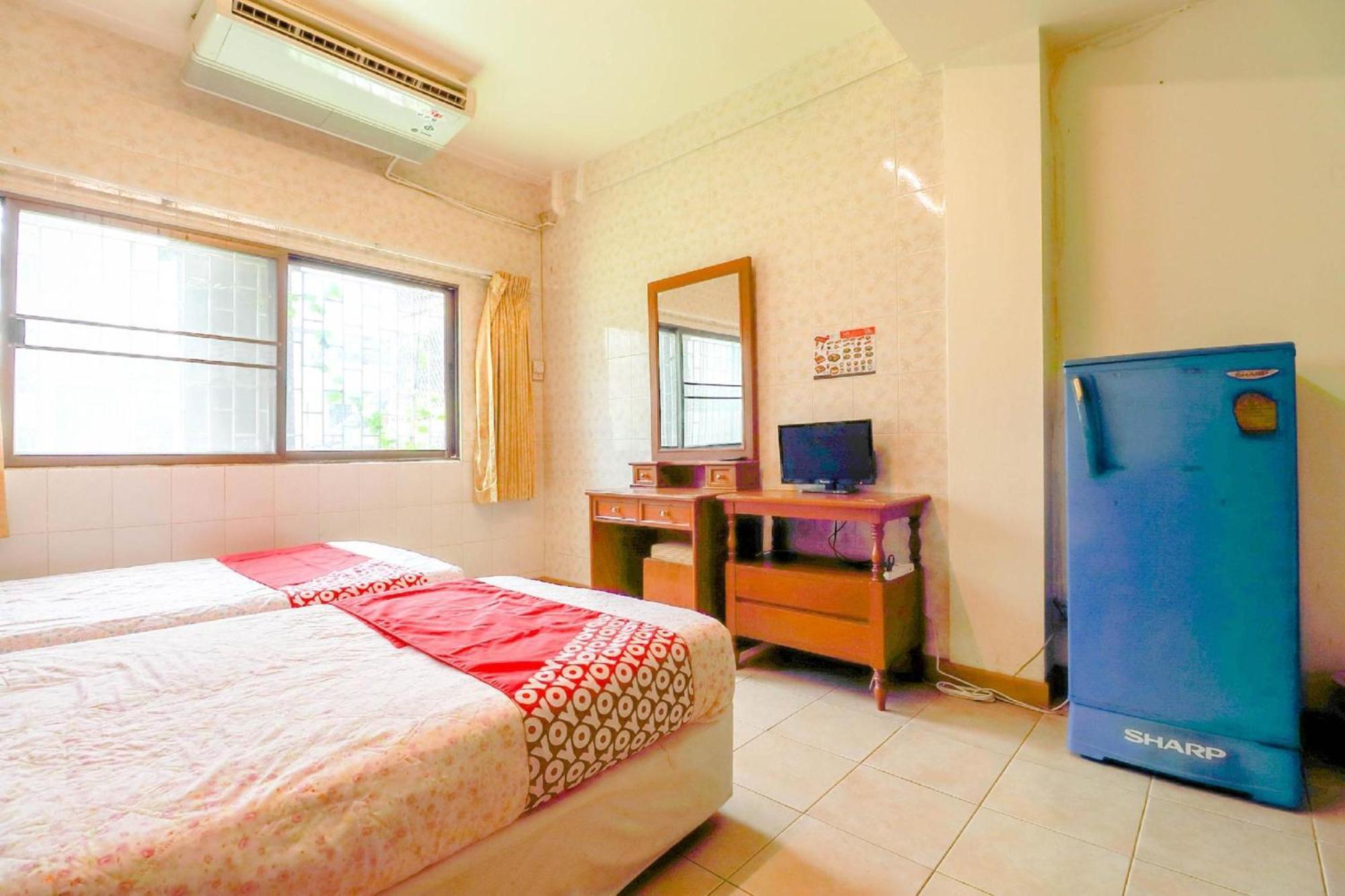 Khách sạn Oyo 583 Sweethome 2*