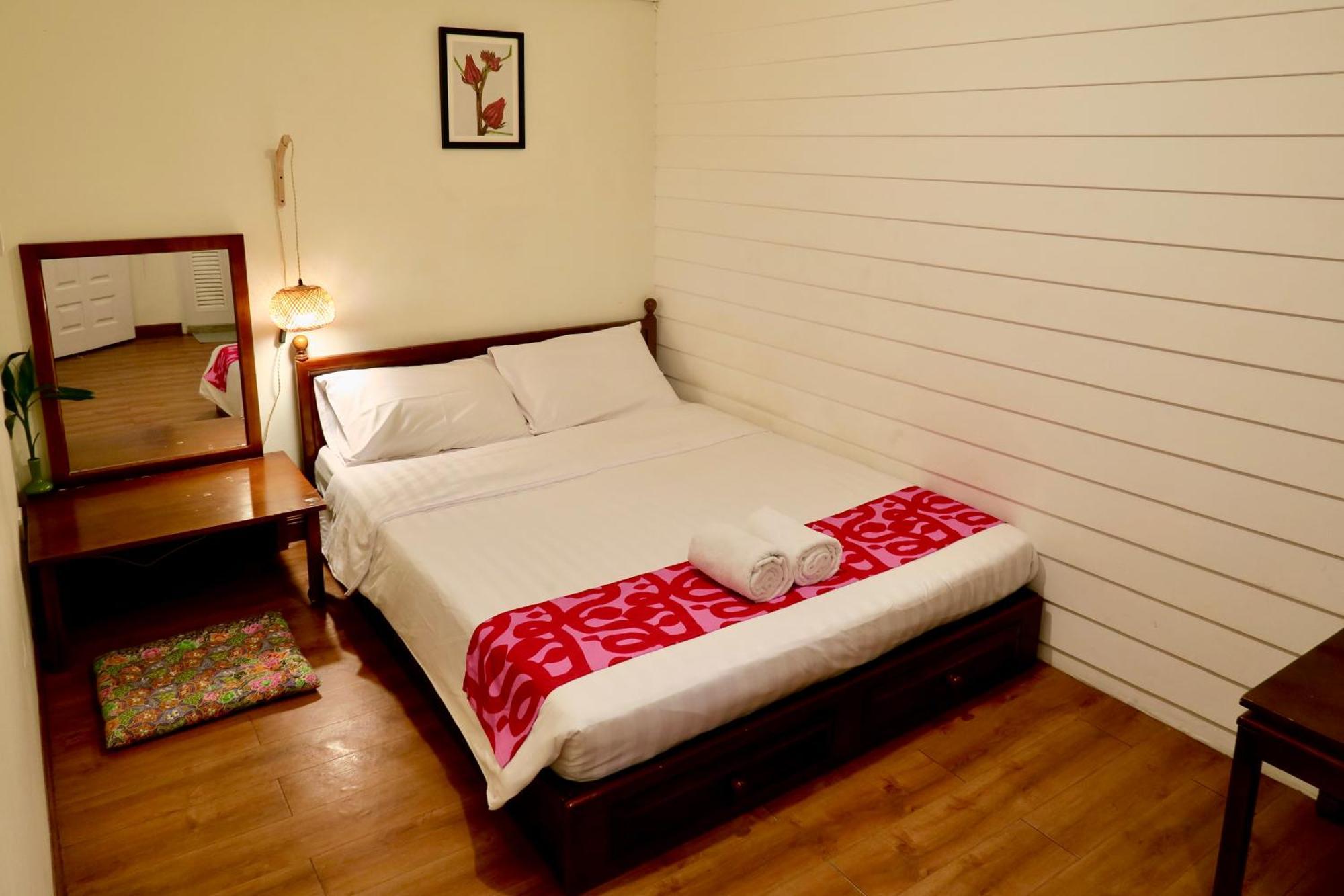 Guest house Les Fleurs Bangkok