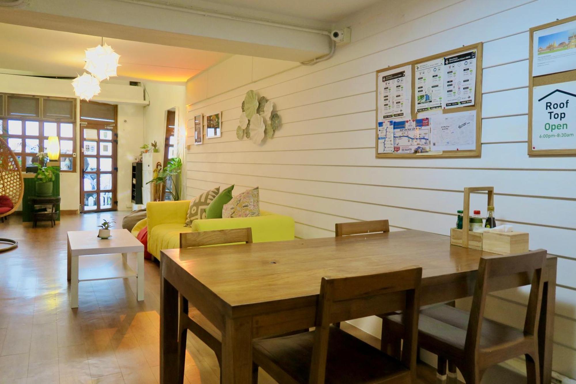 Guest house Les Fleurs Bangkok