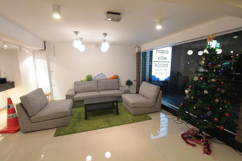 Napaville Huai Khwang Hostel *