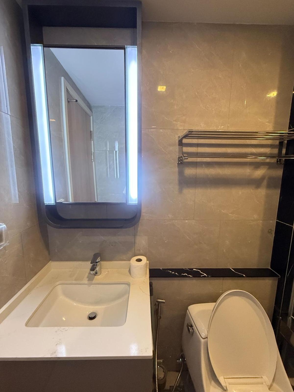 Pangsapuri Luxury Amenities And View