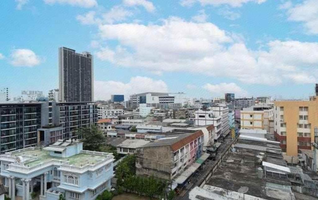 Surang Mansion Hotel