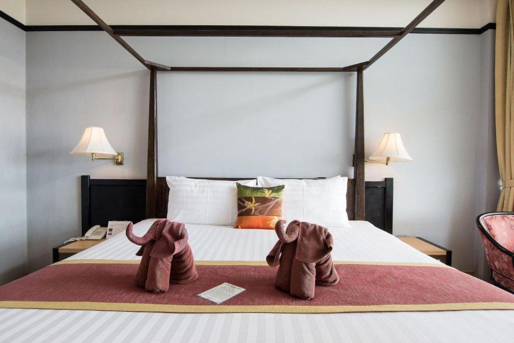 Khách sạn De Moc 3*