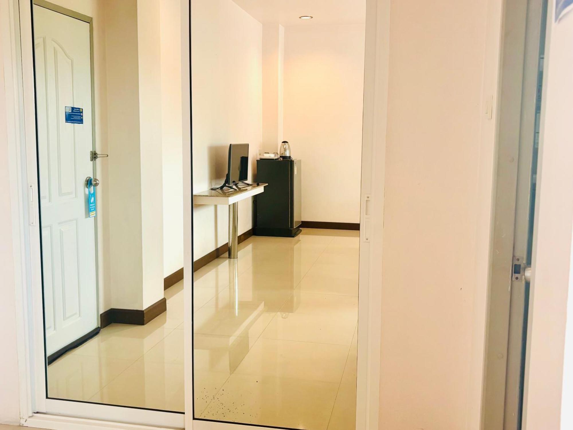 Hotel Ree- Riverside,rama 3 Bangkok