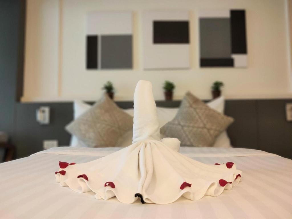 Silom Hotel