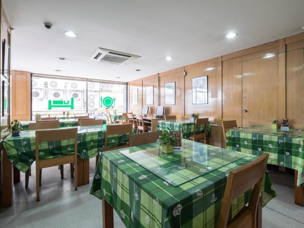 Muangphol Mansion Khách sạn 3*