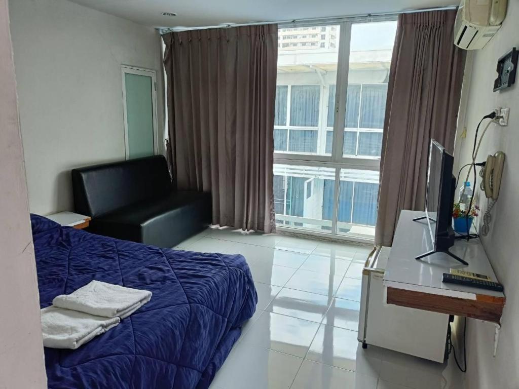 Hotel Pool @donmueang Bangkok