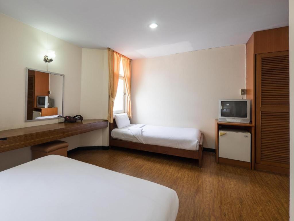 Khách sạn Muangphol Mansion Bangkok