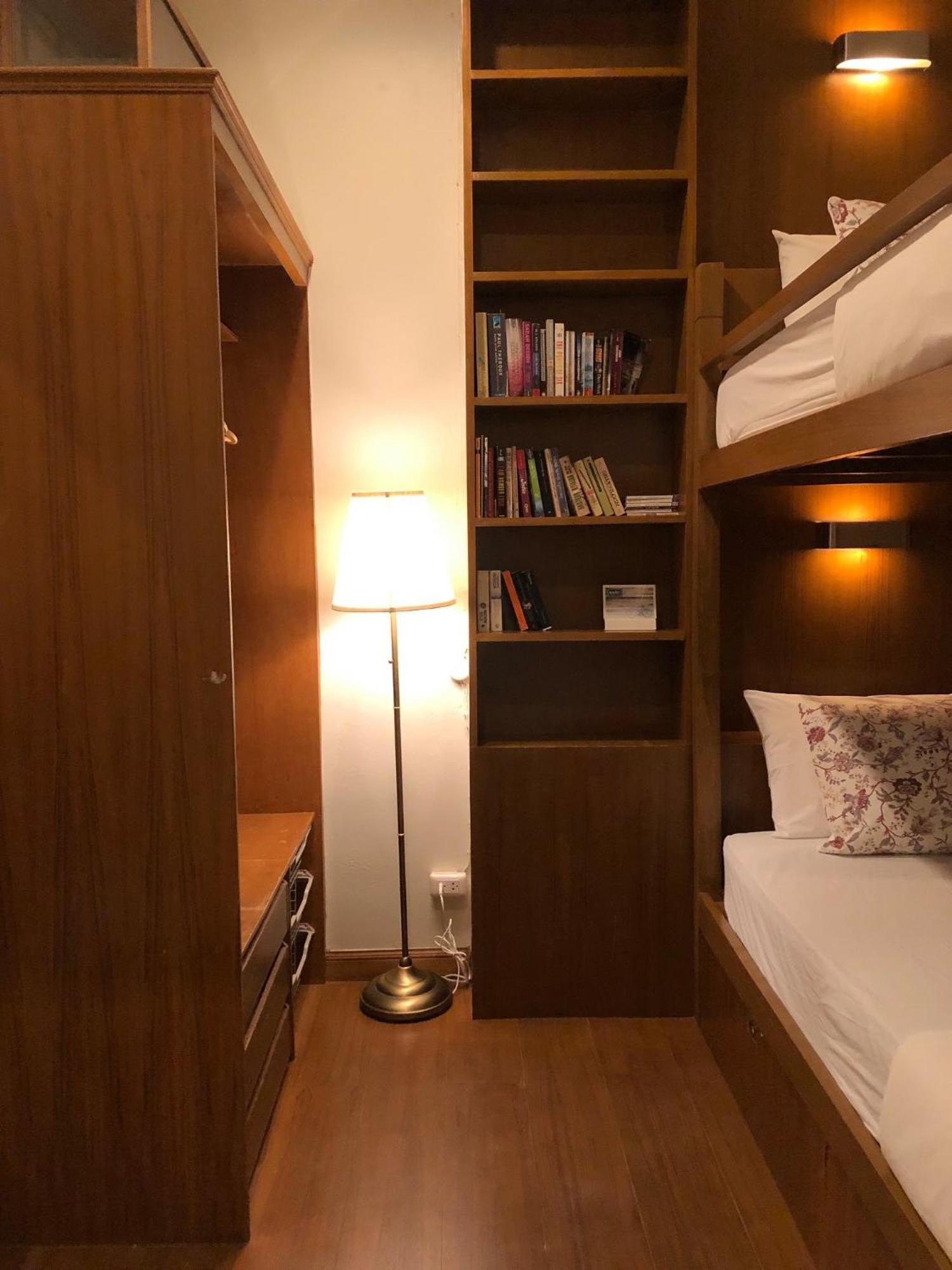 Suneta Khaosan Albergue Bangkok