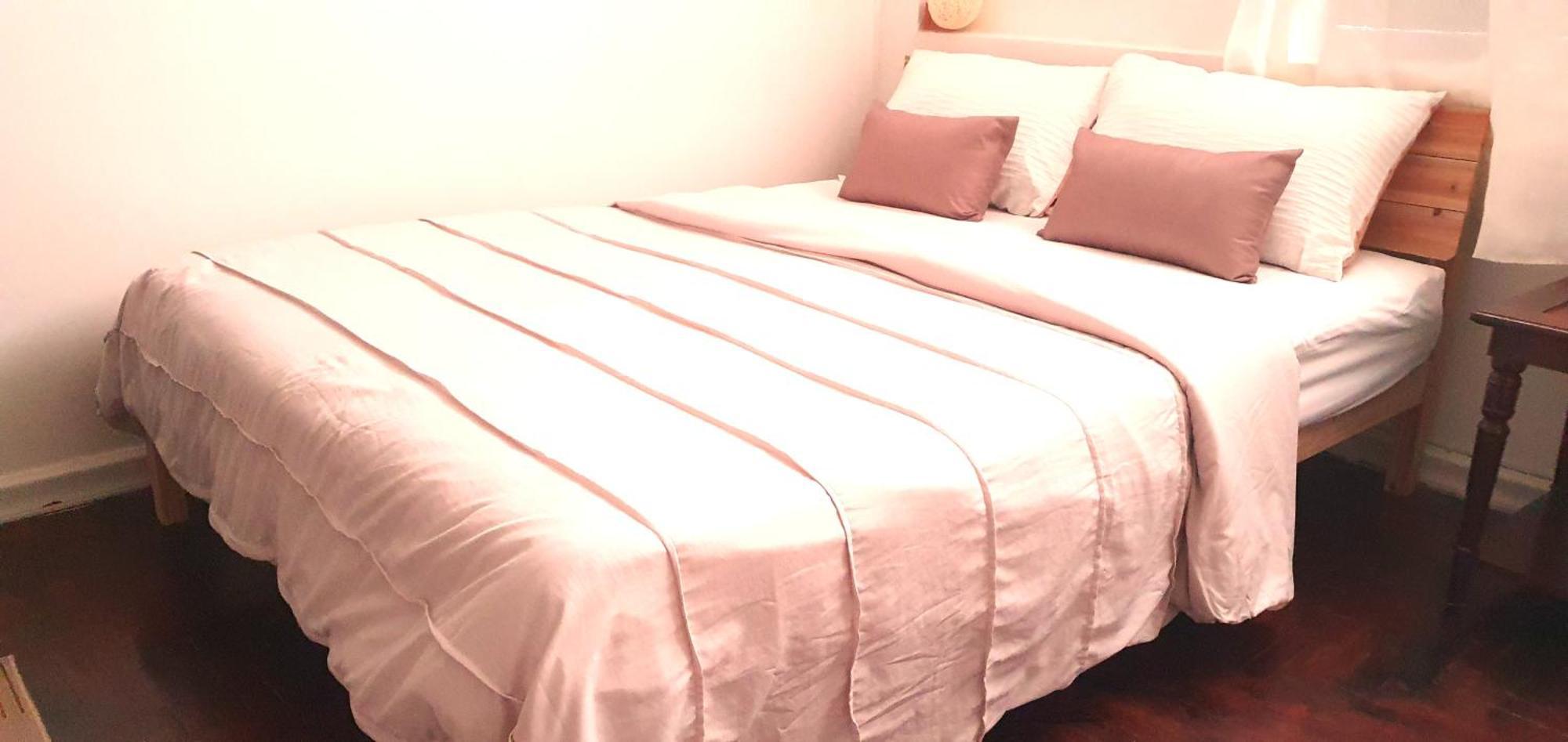 Nhà nghỉ Entire House For 16 People - Walking Distance From Bts Onnut Bangkok