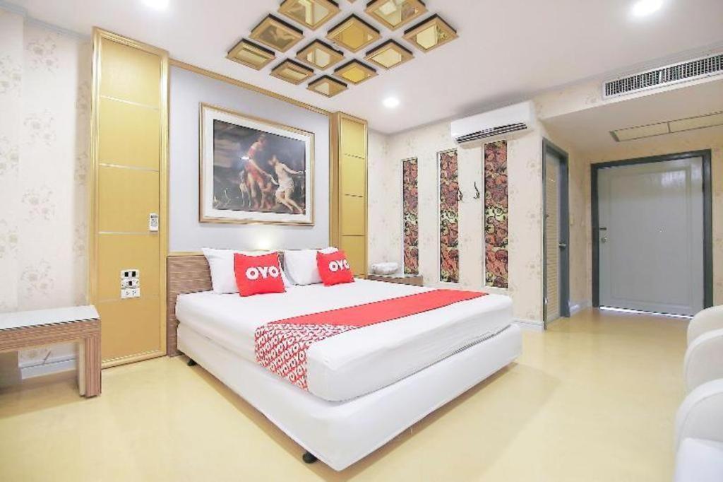 Oyo 1002 Pinklao Hotell