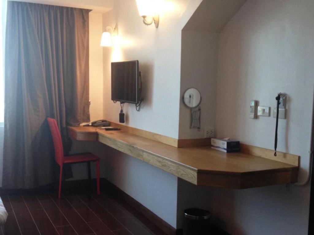 Hotel Cozy At 9 And Kitchen