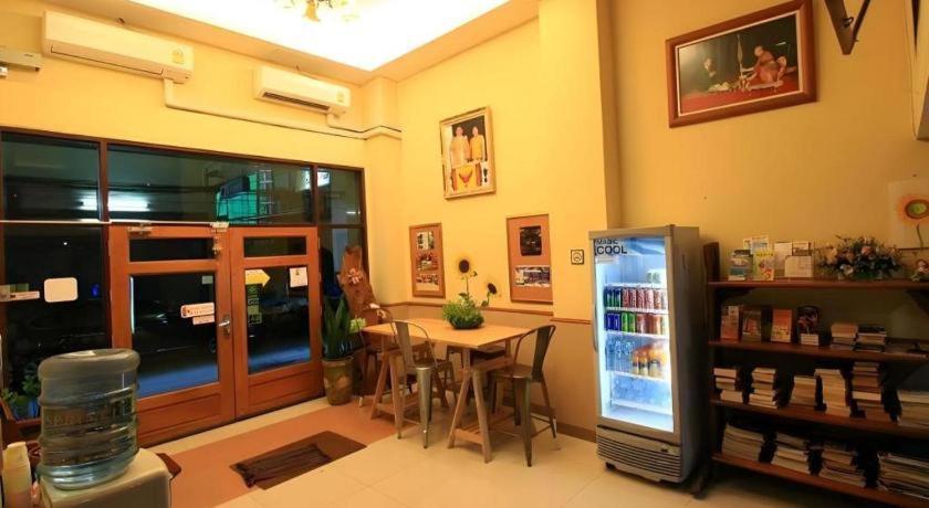 Sunflower Place Hotel 3*