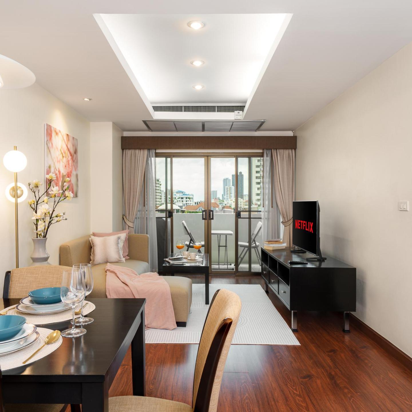 Mystic Haven King Bed With Balcony & Views Leilighet Bangkok