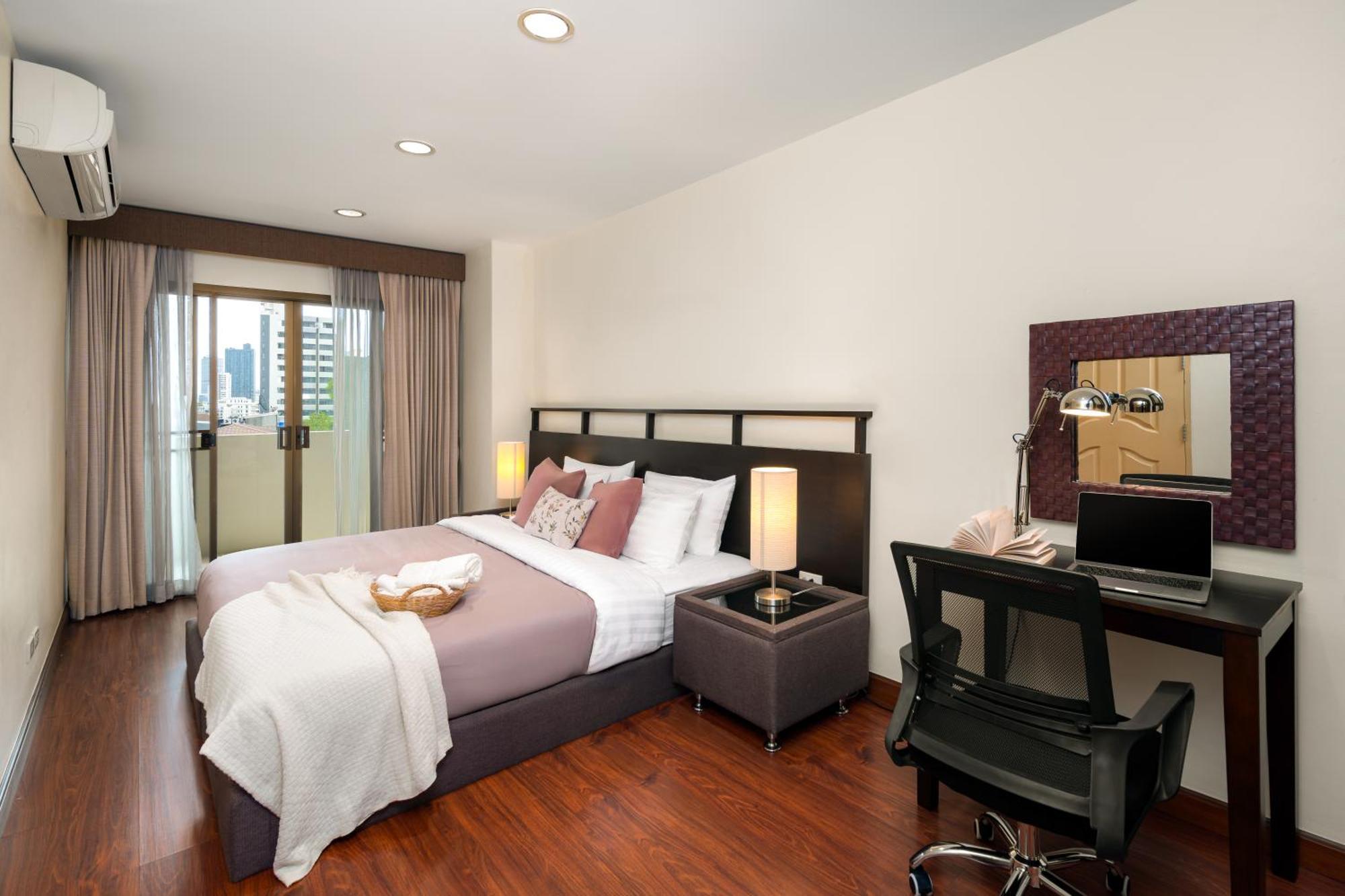 Mystic Haven King Bed With Balcony & Views * Bangkok