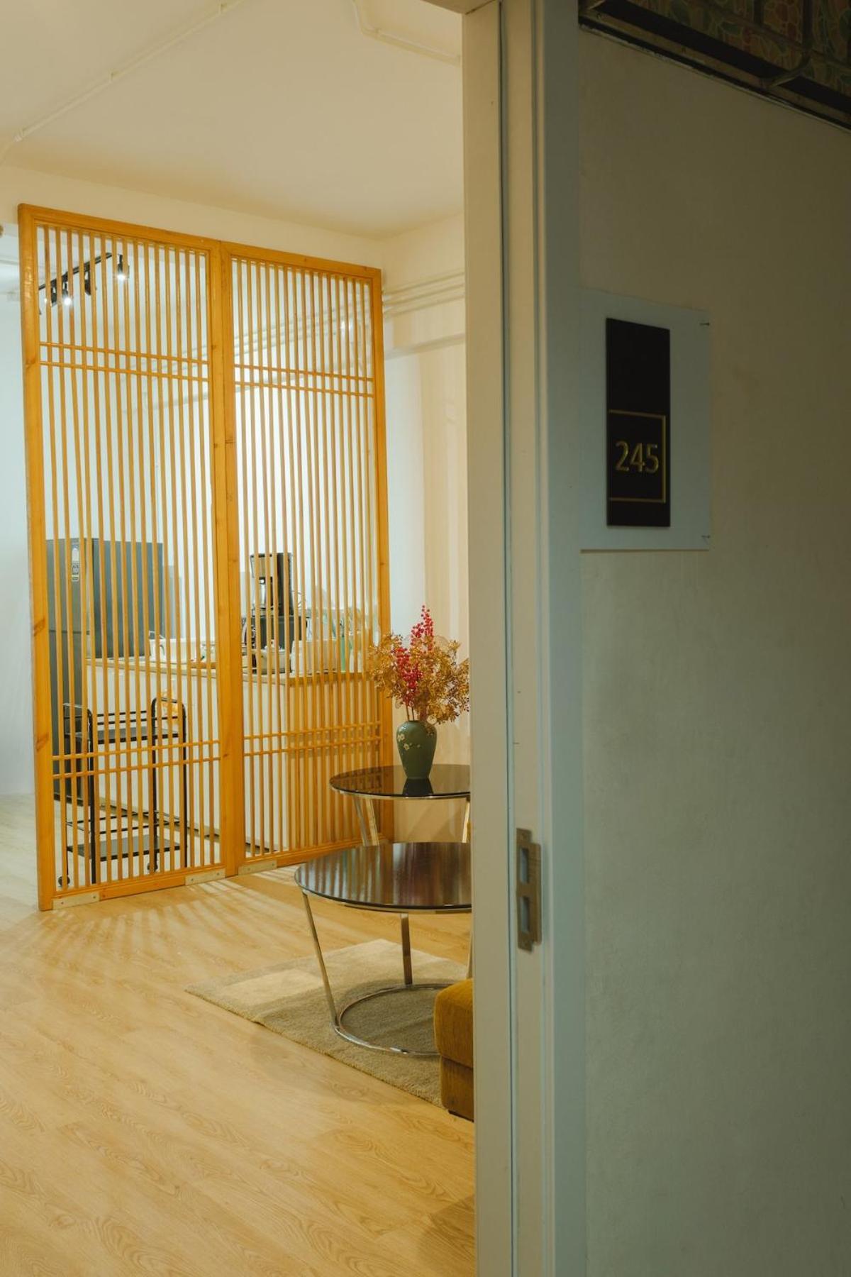 Renovated 6 People I 2 Bedrooms Appartamento Bangkok