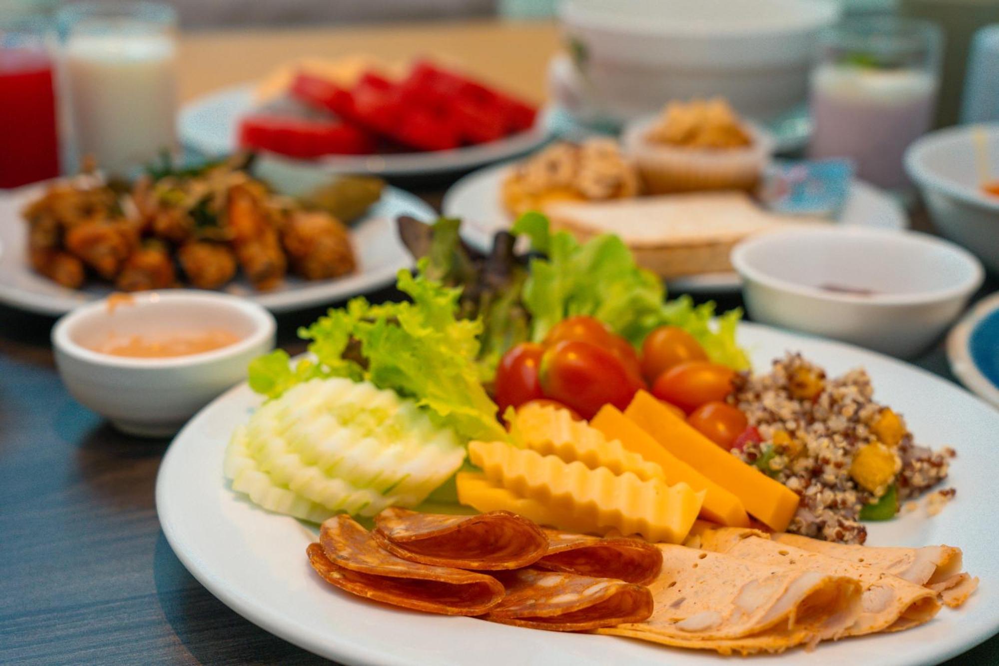 Hyatt Place Sukhumvit - Sha Extra Certified Bangkok