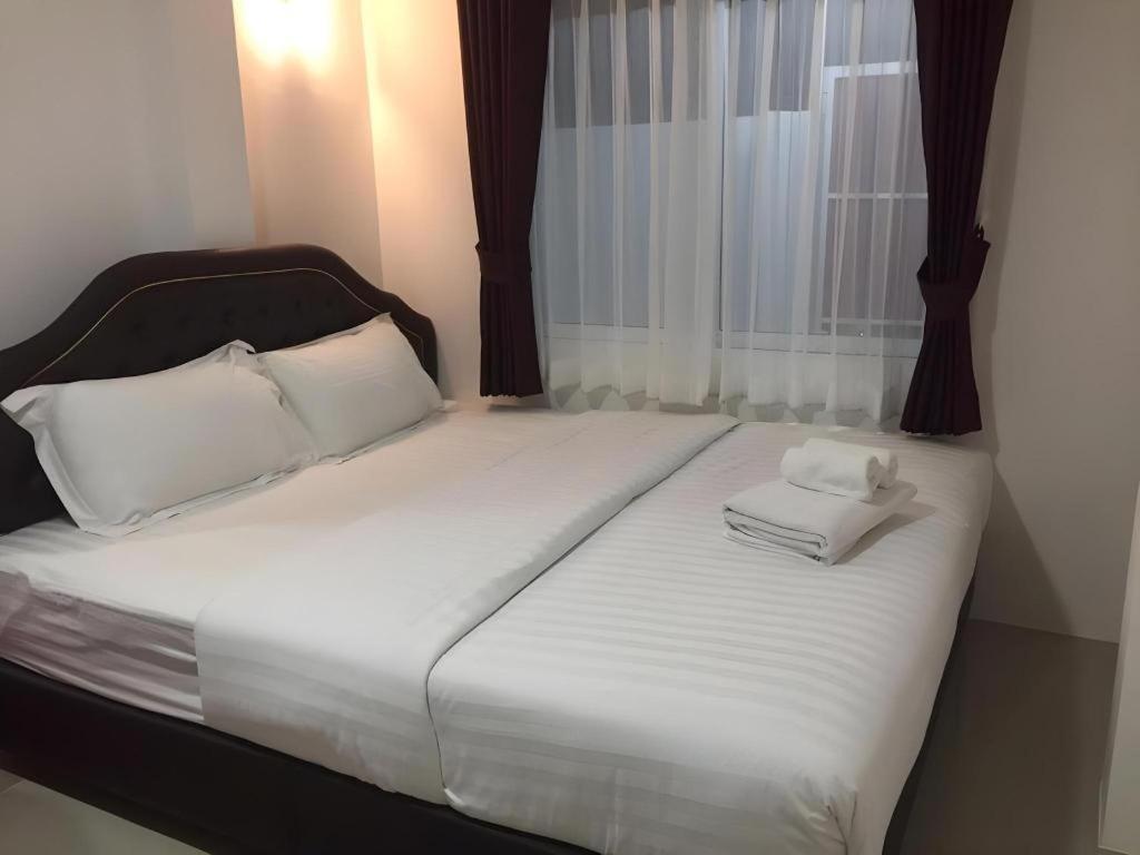 Ban Thungdang Housetel Hotel Bangkok