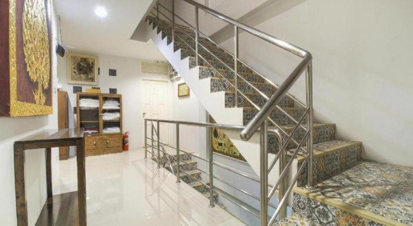 Hotel Oyo 818 Suksomboon Bangkok