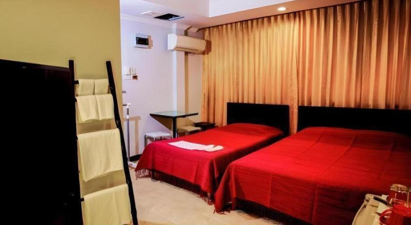 Hotel House 3*