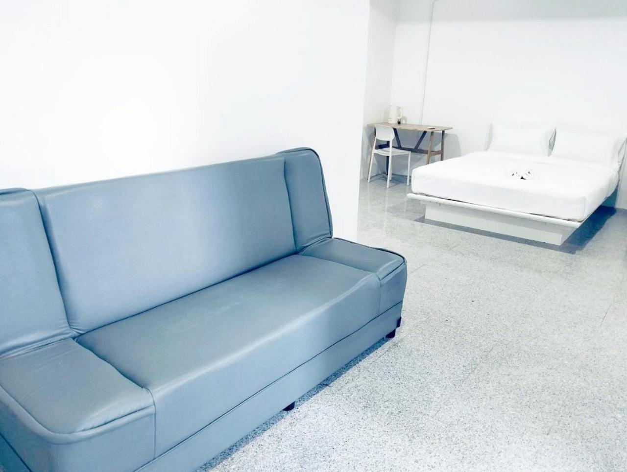 Mitr Sukhumvit 2 - Bts Nana Apartment *