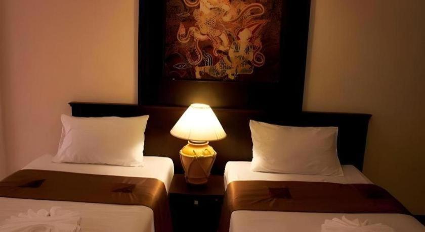 Grand Pinnacle Hotel