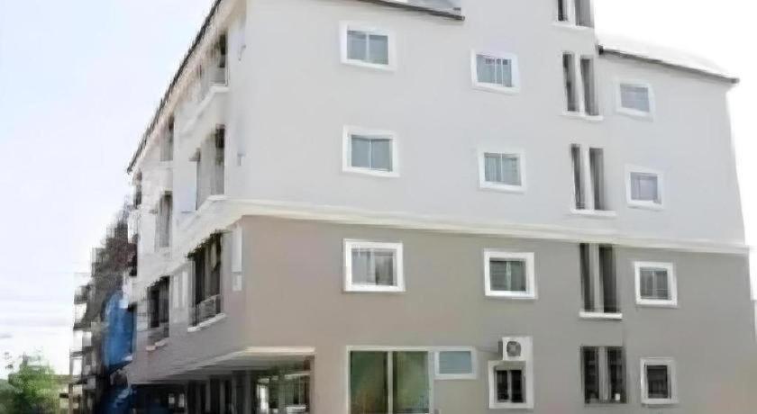 Hotel Grand Pinnacle 3*