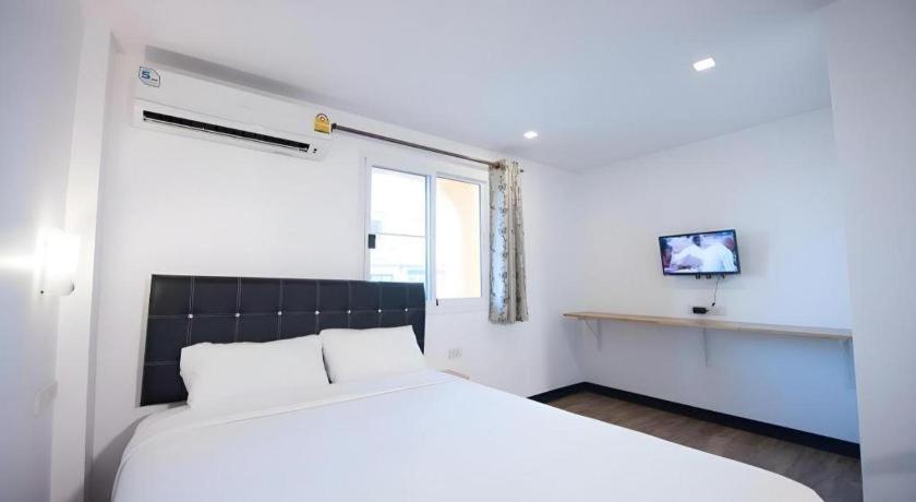 Hoppers Place Donmuang Bangkok