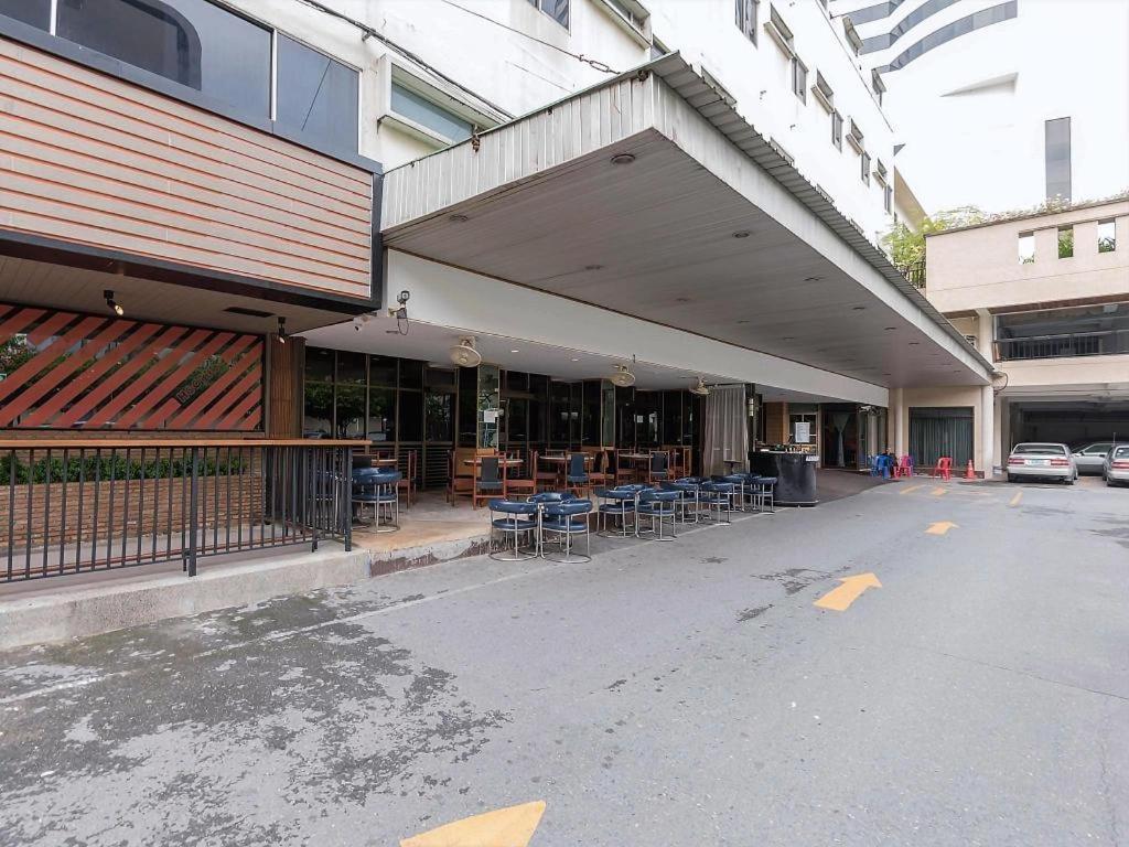 Nana Hotel Bangkok