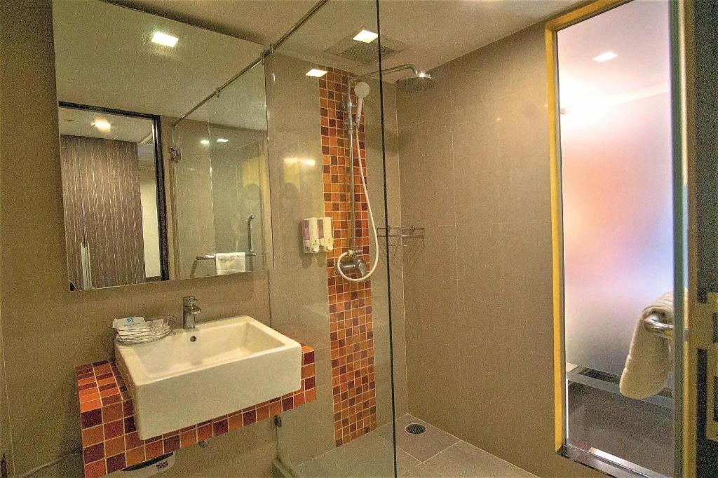 Hotel Heaven@4 3*
