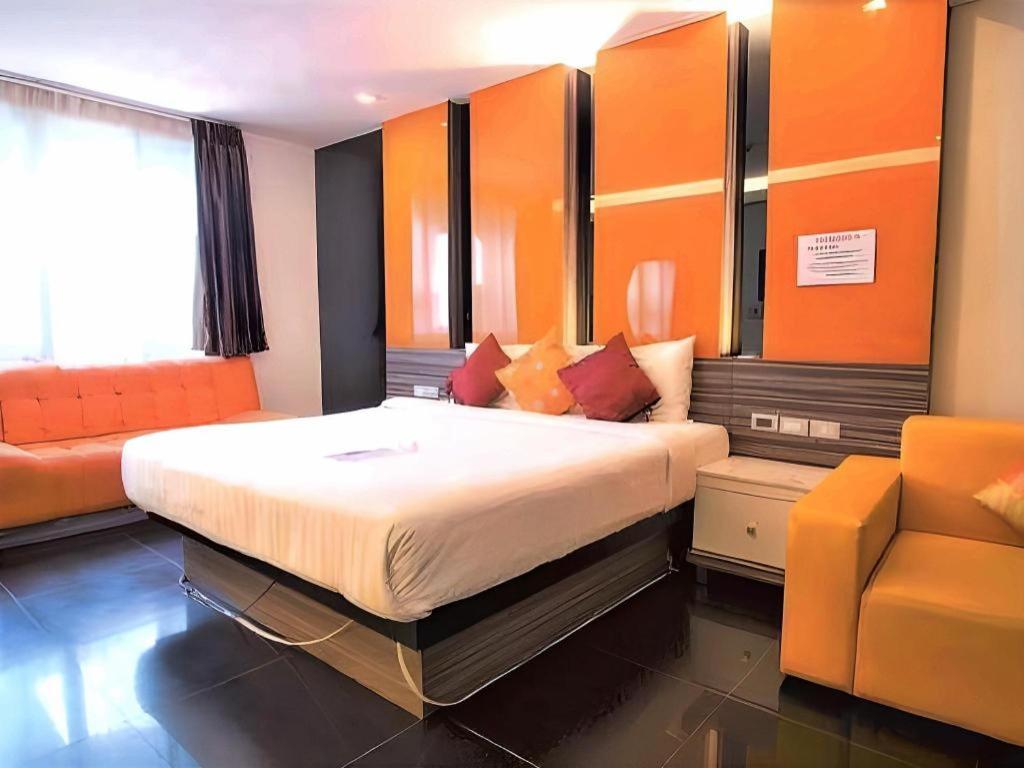 Heaven@4 Hotel