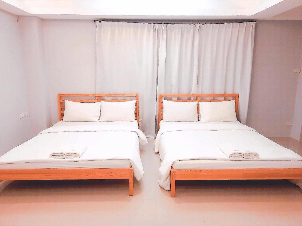 Your Place Hotel