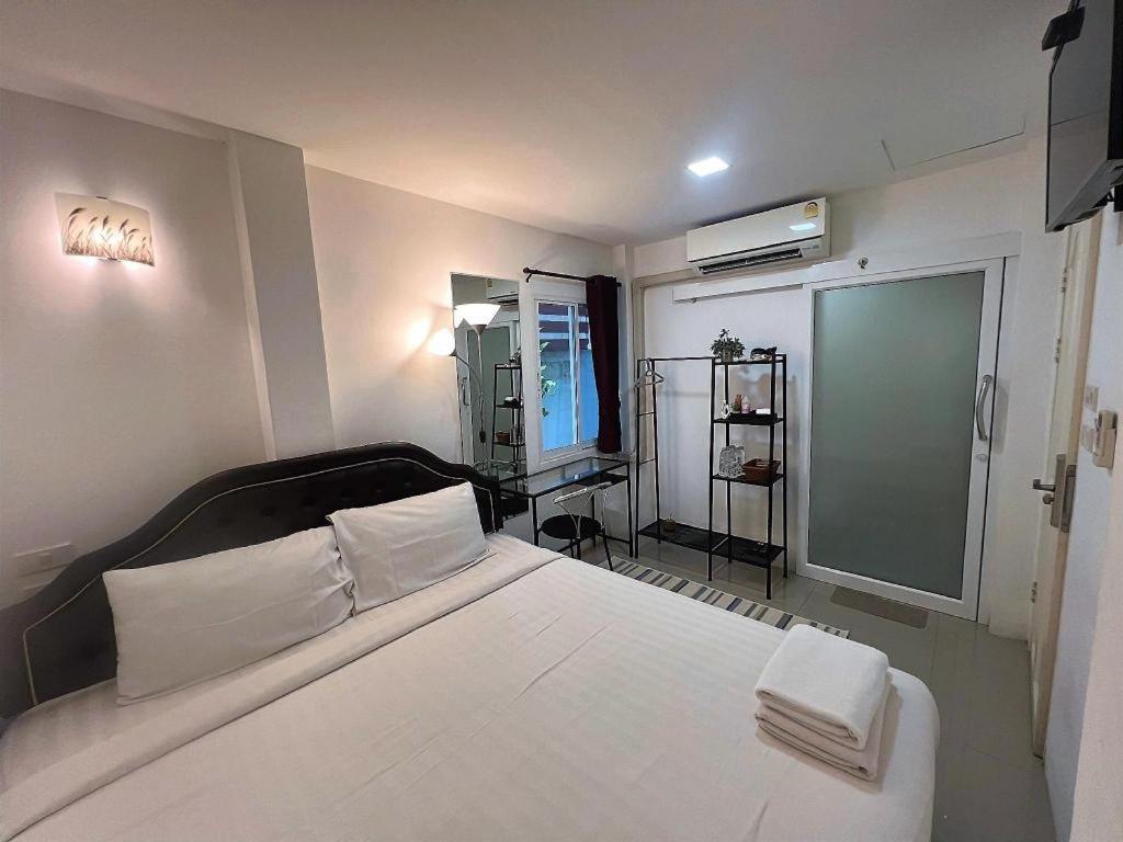 Ban Thungdang Housetel Bangkok