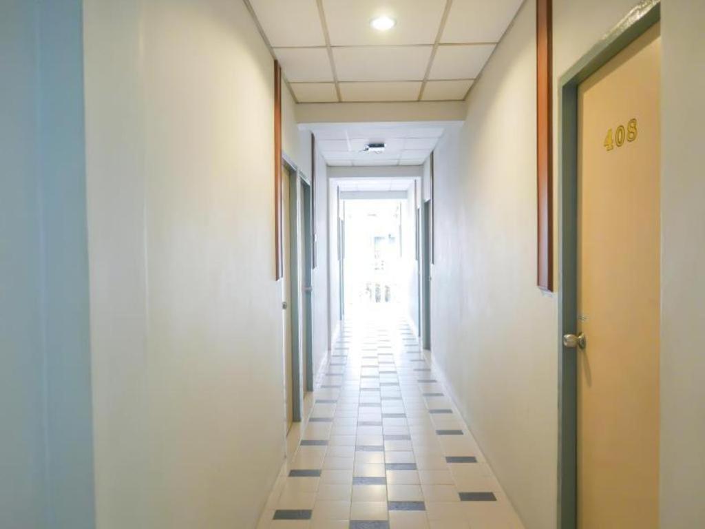 Hostal New Siam *
