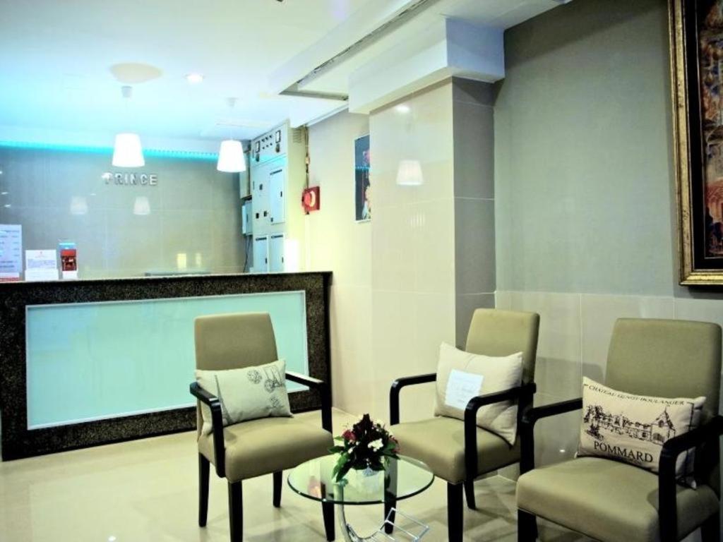 House 3*