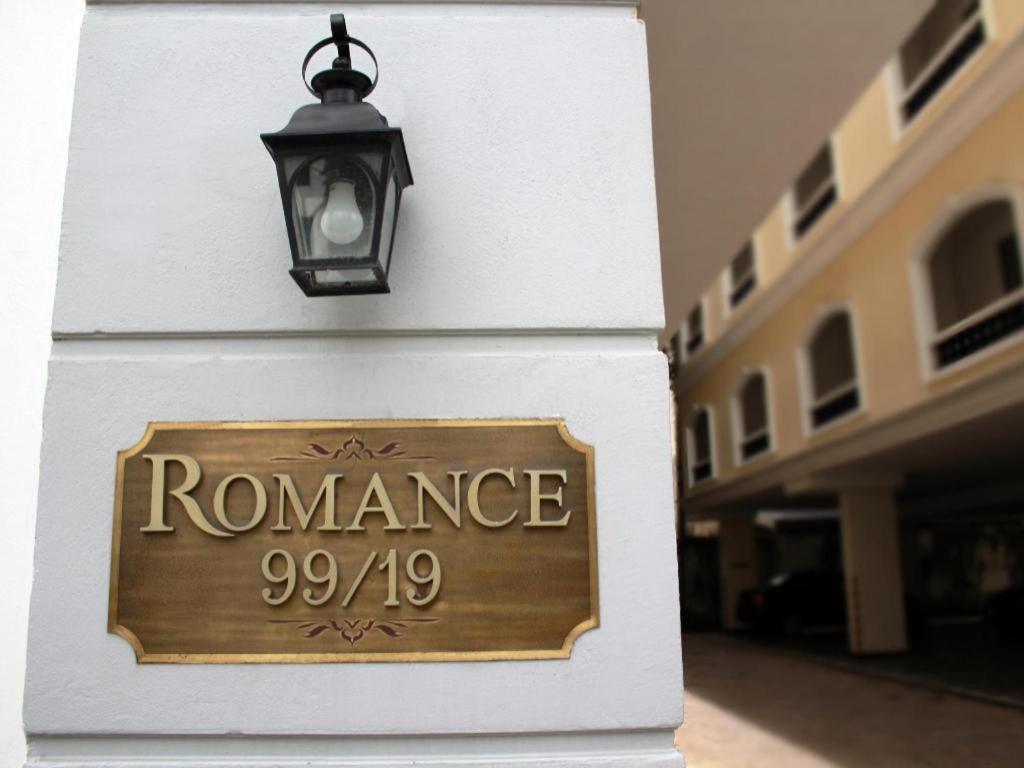 Romance Srinakarin Khách sạn 3*