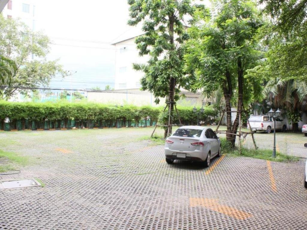 Romance Srinakarin Khách sạn 3*