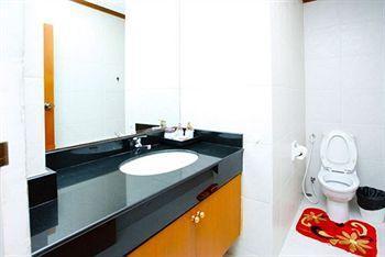 Chaidee Mansion 3*