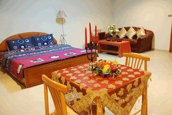 Apartment Galleria@subway Bangkok