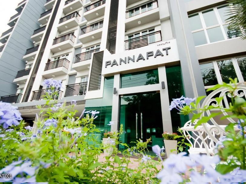 Pannapat Place Khách sạn 3*
