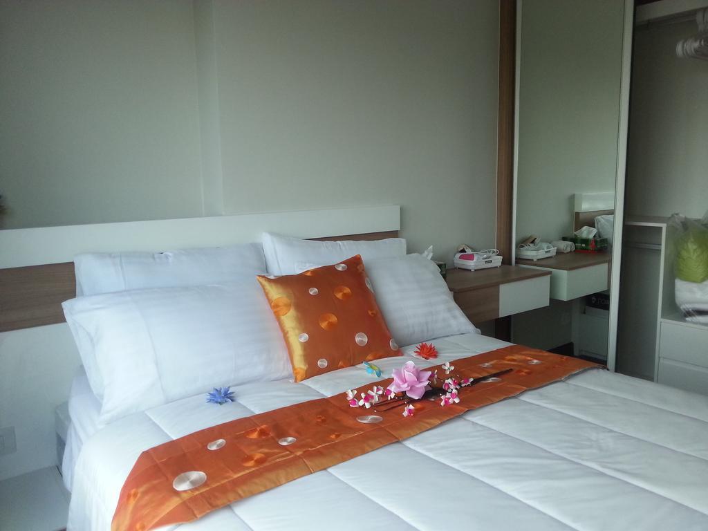 Bluetel Tiwanon Station 4*