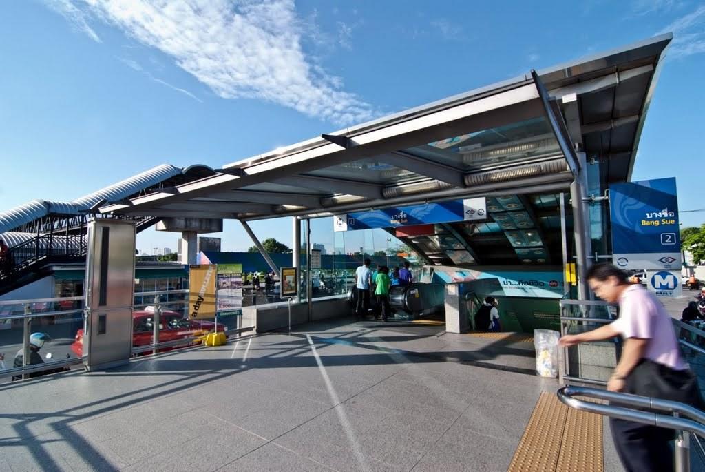 Bluetel Tiwanon Station