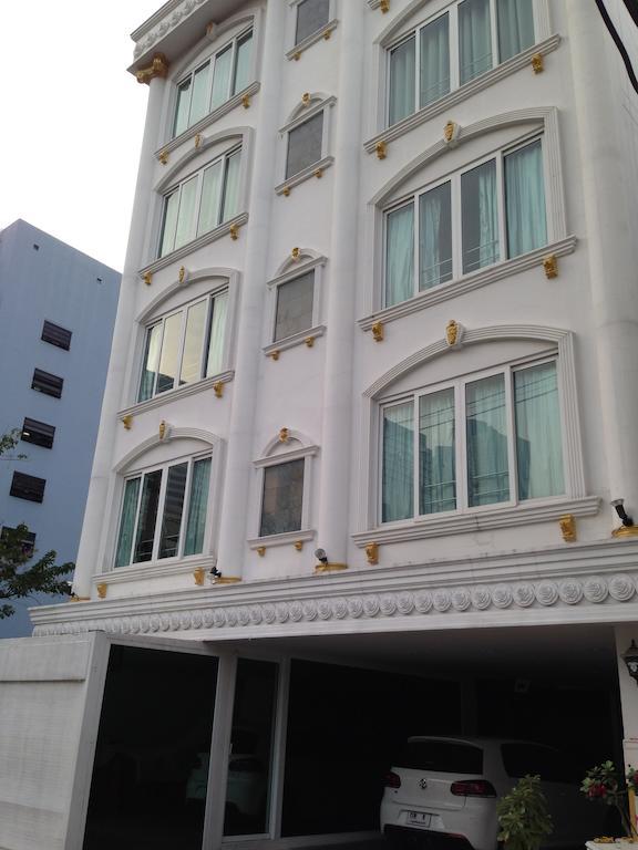 Hostal Silom3 *
